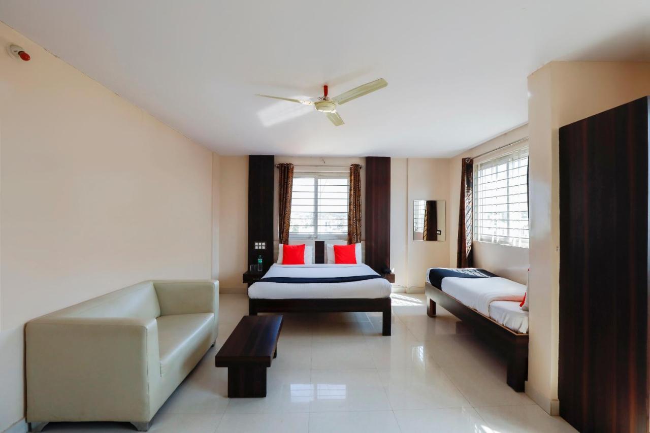 Capital O 70534 Habitat Suites And Rooms Bangalore Eksteriør billede