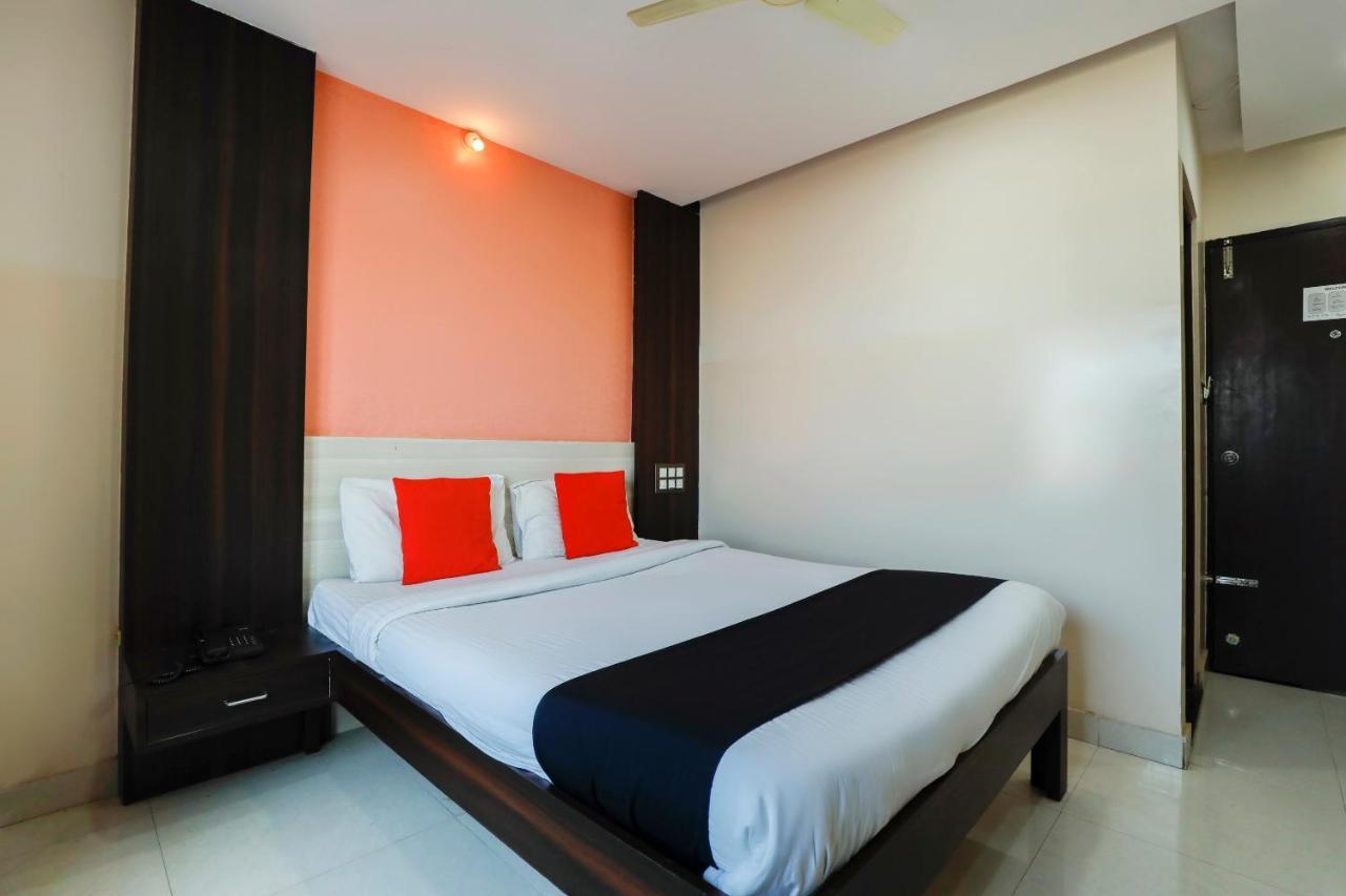 Capital O 70534 Habitat Suites And Rooms Bangalore Eksteriør billede