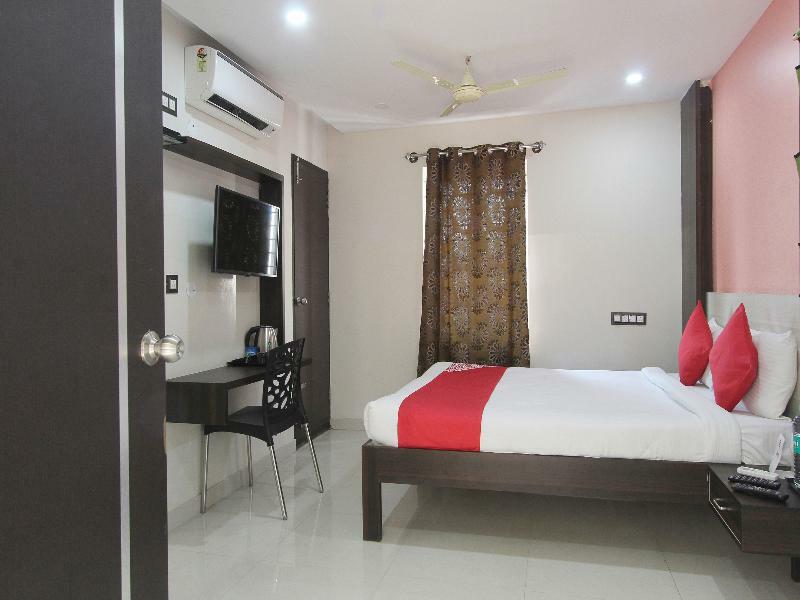 Capital O 70534 Habitat Suites And Rooms Bangalore Eksteriør billede